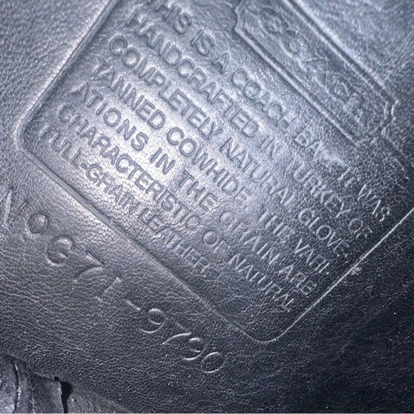 Coach Vintage 9790 City Crossbody Bag Black Natural Glove Tanned Cowhide Leather - Picture 4 of 17